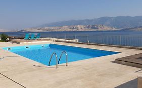 Studio Apartma Pag Blue Ocean 2 With Sea View